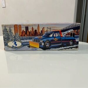 SUNOCO 1996 Collectors Edition Toy Truck with Snow Plow - Blue and Yellow